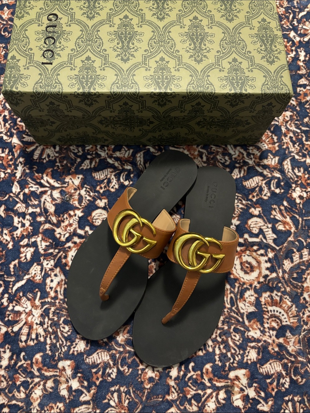Woman Gucci thong sandal